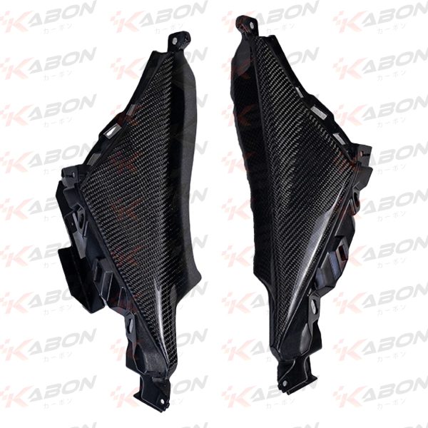 Kabon Spakbor Belakang 3 Sisi Carbon - Yamaha Xmax 250 Connected - Image 2