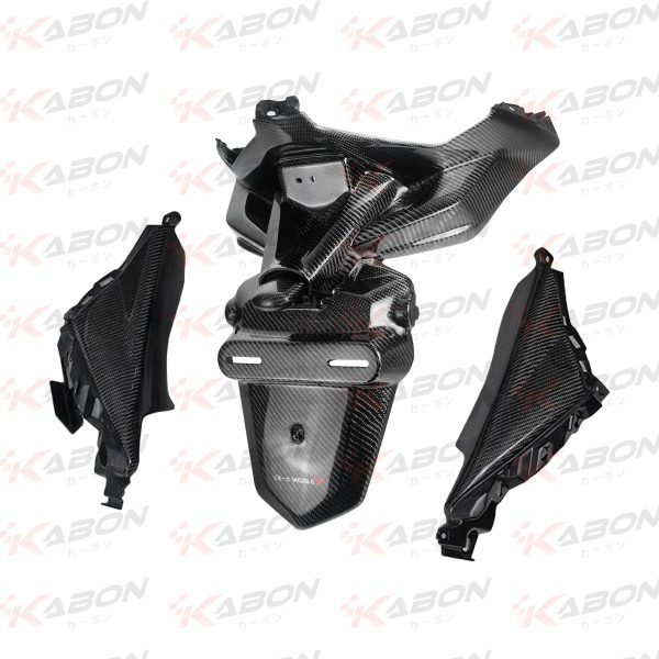 Kabon Spakbor Belakang 3 Sisi Carbon - Yamaha Xmax 250 Connected